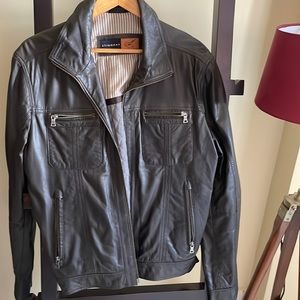 listing-status-banner